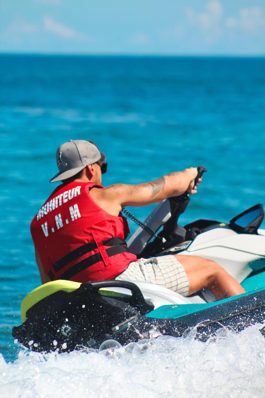 Moniteur de jet ski